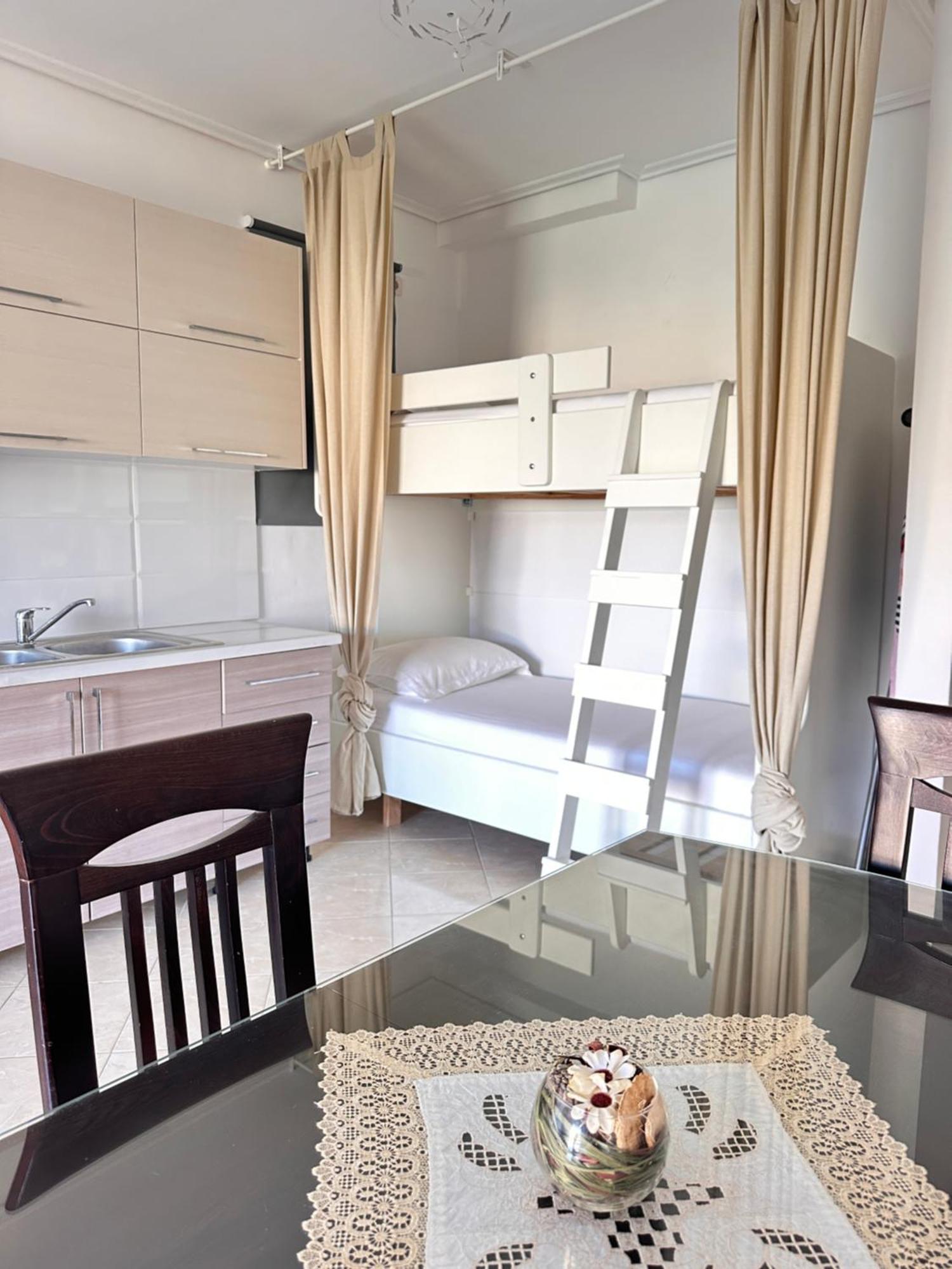 Sail Ocean View Apartments Саранда Екстер'єр фото